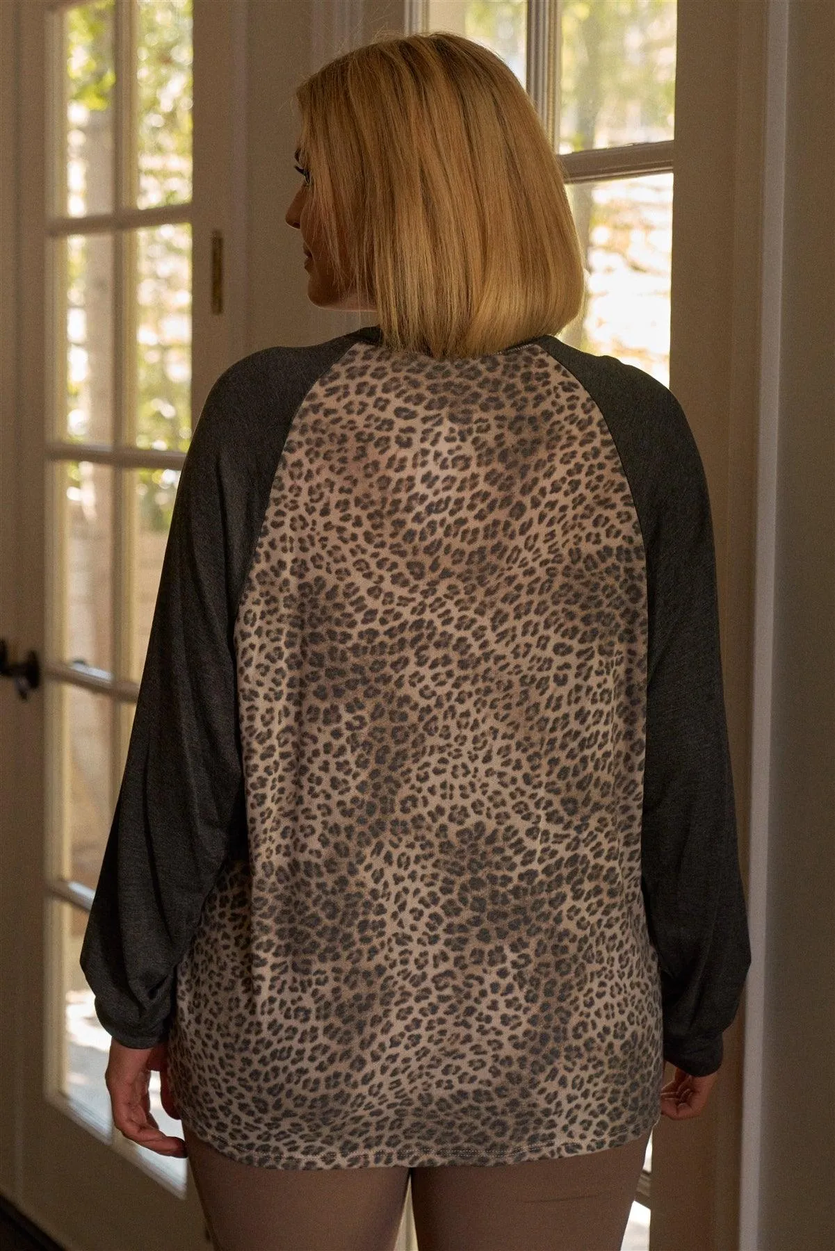Junior Plus Size Khaki & Charcoal Leopard Print Long Sleeve Relaxed Top /3-2-1