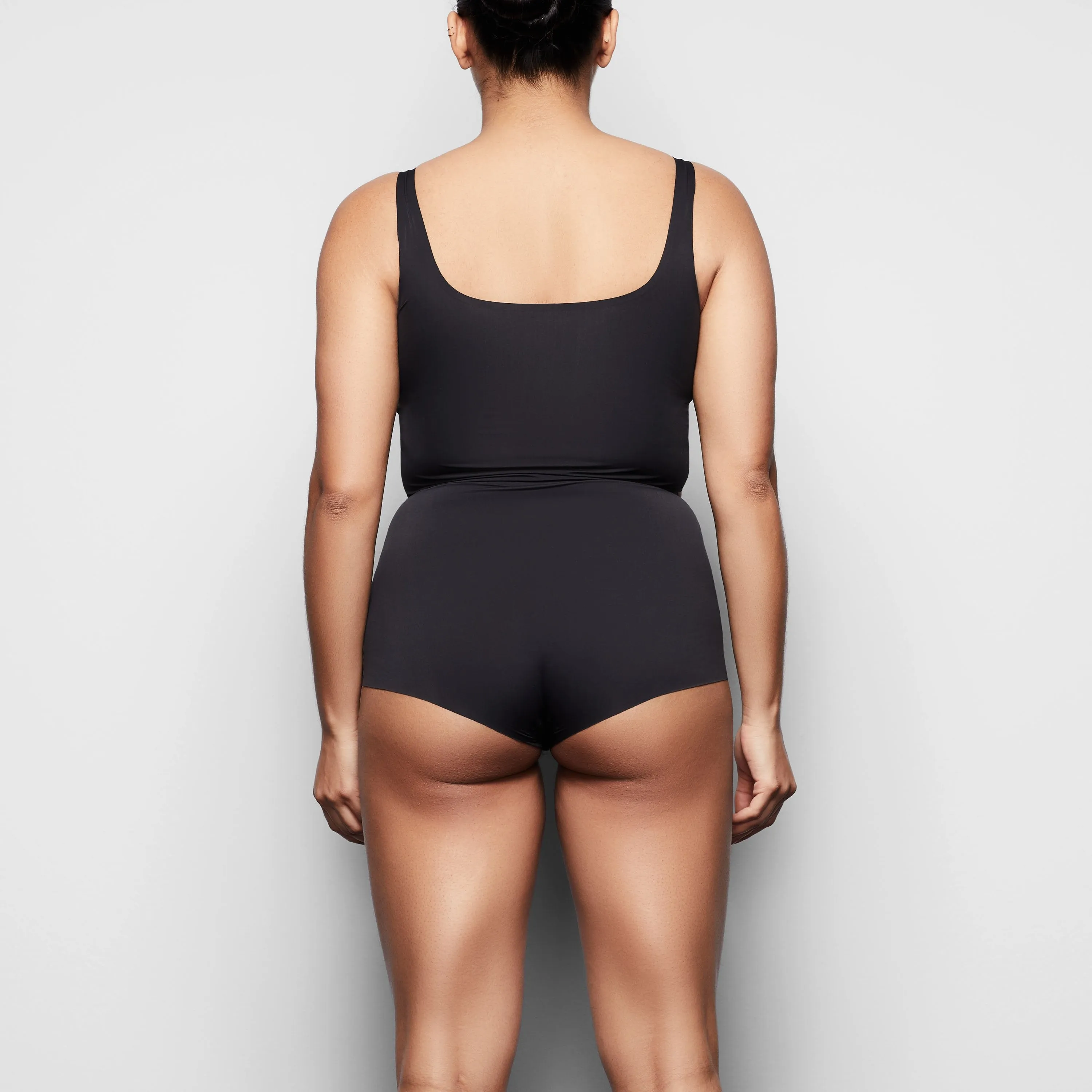 SMOOTH ESSENTIALS BOYSHORT | ONYX
