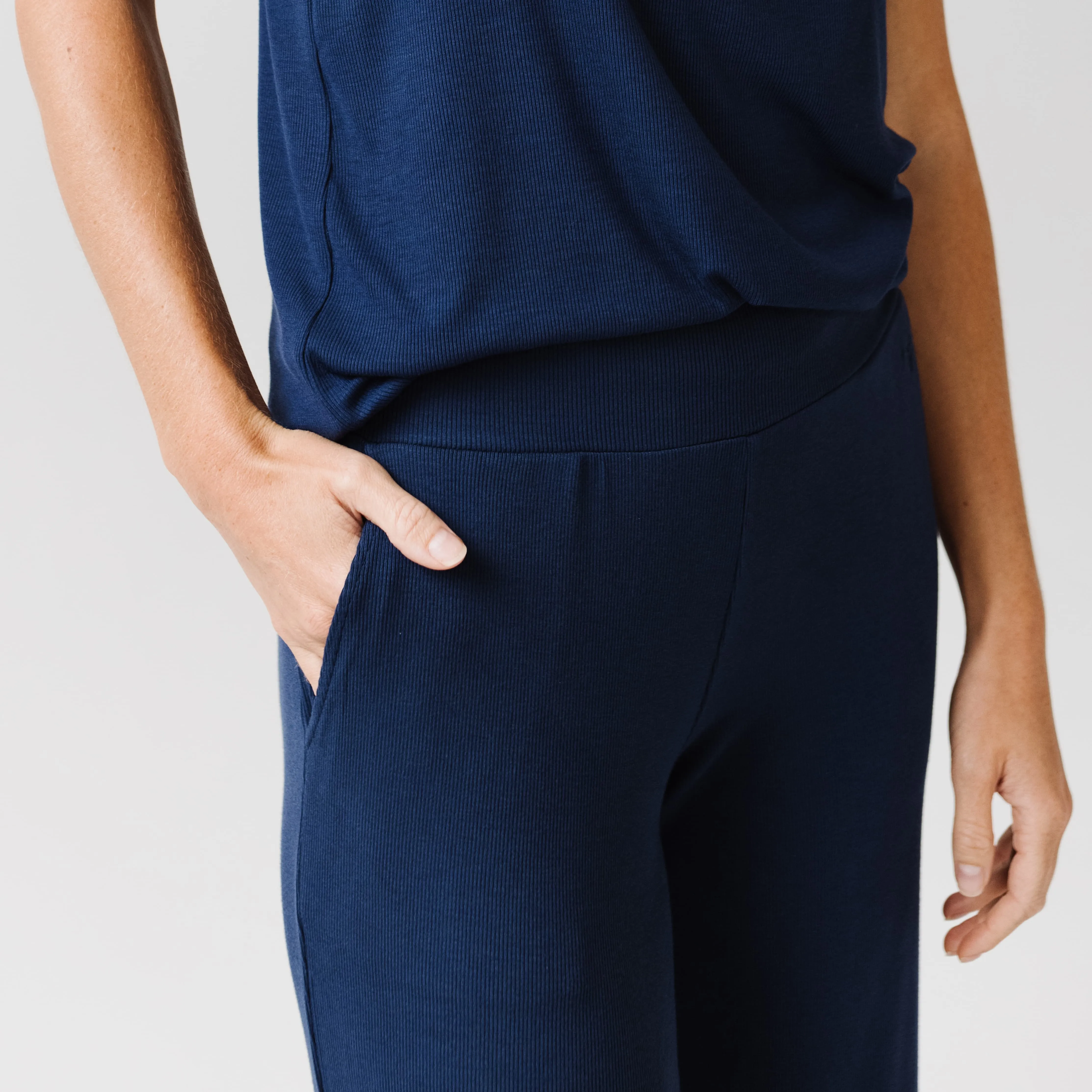 Womens Bamboo Rib-Knit Lounge Capri