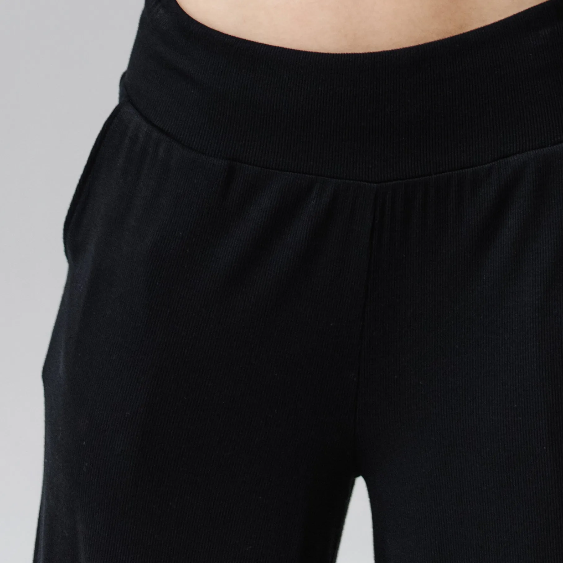 Womens Bamboo Rib-Knit Lounge Capri