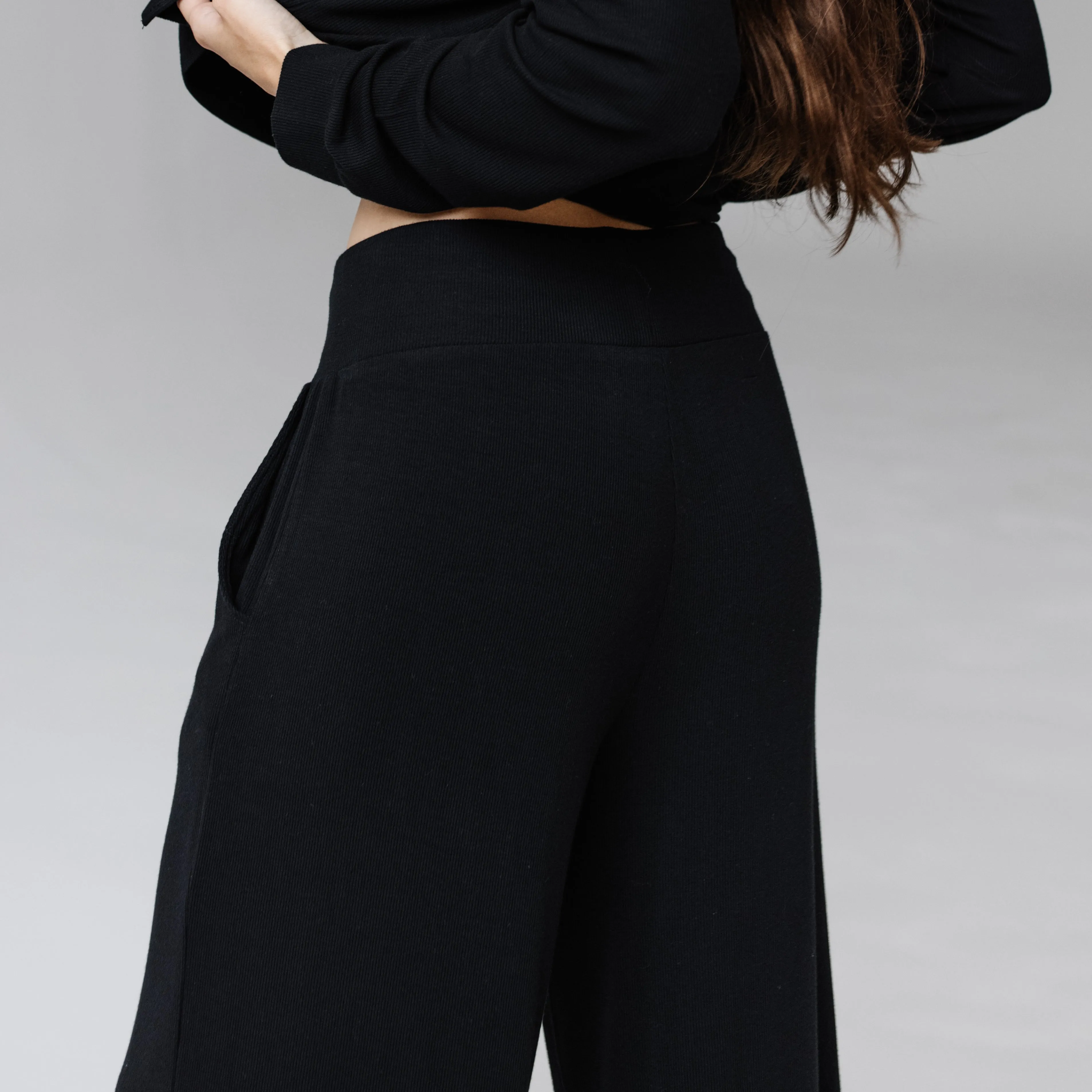 Womens Bamboo Rib-Knit Lounge Capri